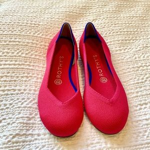 Never been worn Rothy’s hot pink flats!